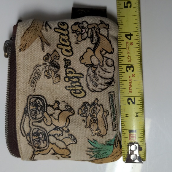 Loungefly Chip 'n Dale Coin Purse - Picture 4 of 6